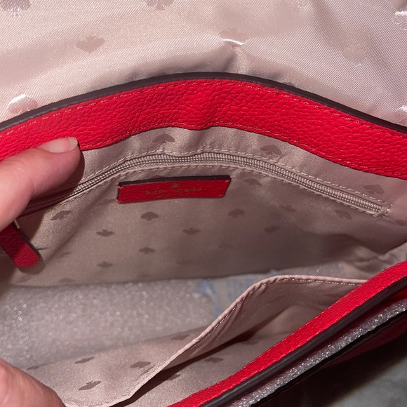 NWT! $379 retail Kate Spade crossbody or shoulder bag ♠️❤️ - Picture 6 of 10